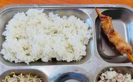 Hà Nội: Bữa ăn bán trú của học sinh lèo tèo, lãnh đạo xã nói gì?