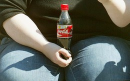 Khủng hoảng ở Coca-Cola: 'Gã khổng lồ' ăn nhiều, đi chậm