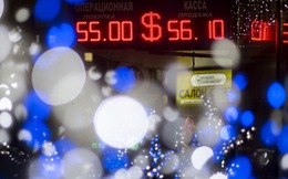Nga tung một loạt các biện pháp khẩn cấp để cứu đồng ruble