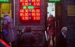 Bloomberg: Nga mà 'ốm', thế giới cũng 'chóng mặt'