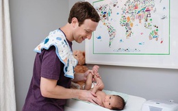 Lộ ảnh ông bố nổi tiếng Mark Zuckerberg thay bỉm cho con gái