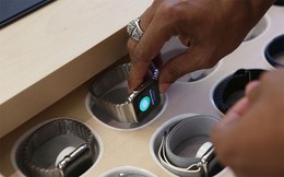 Apple áp chiến thuật của Hermès để bán Apple Watch