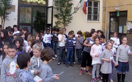 Thư châu Âu: 'Hãy luôn làm cho đứa trẻ bận rộn'