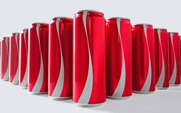 Coca-Cola bỏ logo để khuyến khích mọi người NGỪNG phán xét người khác