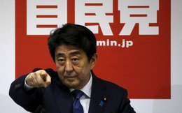 Nhật thoát nguy cơ suy thoái kinh tế