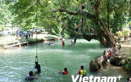 Vang Vieng - Mô hình du lịch sinh thái ấn tượng, thành công ở Lào