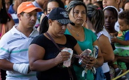 “Hàng chục máy bay chở tiền từ nước ngoài về Venezuela”