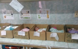 Khủng hoảng tột độ, Venezuela phải đặt trẻ sơ sinh trong các hộp các tông