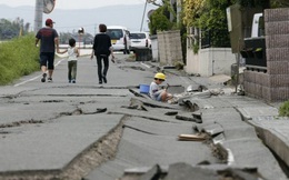 Thêm một lần, thế giới phải ngã mũ kính phục tình người trong thảm họa ở Nhật