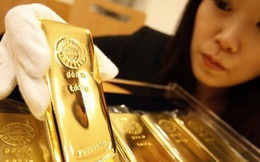 Hàng ngàn tấn vàng bán tháo, Putin âm thầm mua gom