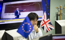 Phe ủng hộ Brexit thắng thế, đồng bảng thấp nhất kể từ năm 1985