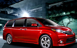Toyota triệu hồi 744.000 xe minivan Sienna lỗi cửa mở khi đang chạy