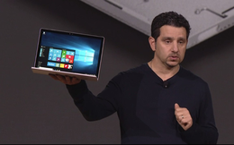 Dòng Surface của Microsoft đang kéo cả nền công nghiệp PC đi lên từ vực thẳm