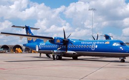 Gió thổi "văng" máy bay ATR 72 khỏi đường băng Tân Sơn Nhất