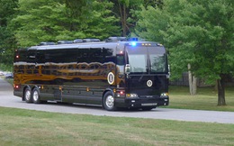 Xe buýt bọc thép "khủng" trị giá 1,1 triệu USD của Tổng thống Mỹ