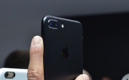 Chiêm ngưỡng iPhone 7 và 7 Plus màu đen doanh nhân tuyệt đẹp