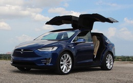 Cổ phiếu của Tesla giảm mạnh sau những câu hỏi hoài nghi về mẫu Model X