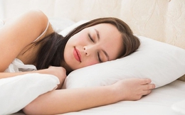 Những lợi ích bất ngờ khi ngủ nghiêng trái