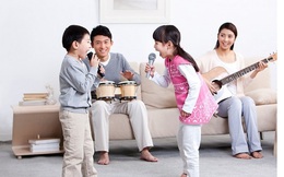 Sức mạnh kì diệu của việc làm bạn với con trẻ