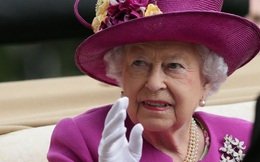 Thu nhập của nữ hoàng Anh tăng gần gấp đôi