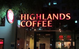 Highlands Coffee tăng trưởng 73% trong khi The KAfe, Gloria Jean's... đóng cửa hàng loạt, công ty mẹ sắp niêm yết cổ phiếu tại Việt Nam