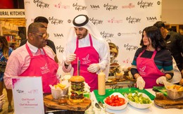 Dubai vừa bán được 1 chiếc bánh burger trị giá 10.000 USD