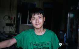 Cậu bé Việt chinh phục 8.5 IELTS: Không đến trường học từ năm lớp 6, rèn tiếng Anh bằng cách xem TV