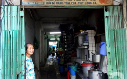 Tiệm hủ tiếu 70 tuổi mà vẫn Thanh Xuân, "thôi miên" người Sài Gòn bằng hương vị bí truyền