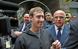 Nhiều cổ đông Facebook kêu gọi công ty thay thế CEO Mark Zuckerberg bằng một hội đồng quản trị “độc lập”