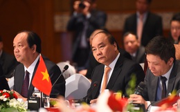 Thủ tướng Việt Nam-Nhật Bản đồng chủ trì tọa đàm với doanh nghiệp