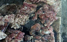 Bắt khẩn cấp người hắt luyn trộn chất thải vào sạp thịt lợn ở Hải Phòng