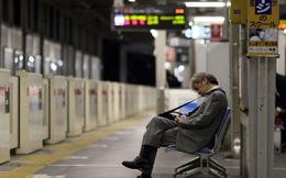 Làm việc tới chết: nỗi ám ảnh phủ bóng thanh niên Nhật Bản