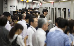 Tokyo thử nghiệm “ngày làm việc qua điện thoại” để tránh ùn tắc