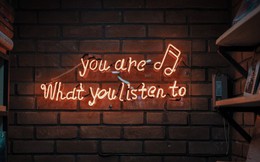 Âm nhạc có giúp giúp chúng ta tăng cường hiệu suất công việc không? Nếu có thì phải nghe nhạc gì? Nghe ở đâu?