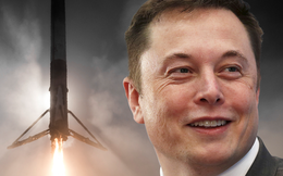 Elon Musk từ phóng tên lửa, bán mái nhà năng lượng mặt trời cho tới làm xe tự lái: Thành công nhờ… không tưởng và điên rồ