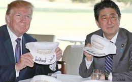 Tổng thống Trump "nắn gân" Triều Tiên
