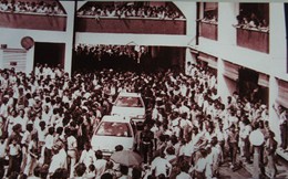 Hành trình vụt sáng rồi tắt lịm của hãng xe hơi quốc dân Malaysia Proton: Năm đầu tiên ai muốn mua phải đăng ký chờ 4 tháng, đến khi chính phủ mở cửa cho xe nhập khẩu phải vội bán mình