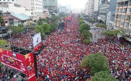 AFF Cup 2018 sẽ được phát sóng trên VTV6, Bóng đá TV và VTC3 và được phép trình chiếu ở nơi công cộng, người hâm mộ yên tâm ra đường xem bóng đá