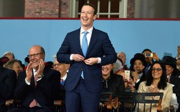 Bill Gates, Mark Zuckerberg đã bỏ học và trở thành tỷ phú, nhưng chuyên gia khuyên bạn nên tiếp tục ở trường để nhận một tấm bằng