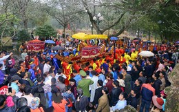 Hà Nội: Nghiêm cấm sử dụng xe công đi chúc Tết, tham gia lễ hội