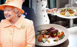 Đầu bếp Hoàng gia Anh tiết lộ chế độ ăn của Nữ hoàng Elizabeth để có cơ thể khỏe mạnh