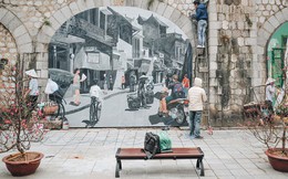 Phố bích họa Phùng Hưng "hồi sinh", trở thành phố đi bộ kết nối với không gian chợ Đồng Xuân