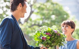 Vì sao đàn ông nên tặng hoa cho người yêu thương của mình trong ngày 8/3? Câu chuyện bắt nguồn từ một ý nghĩa tuyệt vời