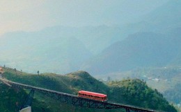 Tuyến tàu hỏa leo núi dài nhất Việt Nam đã chính thức hoạt động