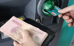 Tăng phí rút tiền ATM nội mạng, ngân hàng nào đang thu phí cao nhất?