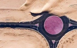 Ngỡ ngàng trước cảnh các con đường UAE ngập chìm trong cát sa mạc