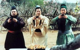 Vì sao Lưu Bị cho con trai lấy 2 con gái của Trương Phi nhưng lại “ngó lơ” con gái Quan Vũ?