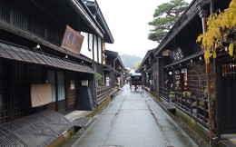 Quá trình đô thị hóa đang buộc các thị trấn nhỏ ở Nhật Bản phải thay đổi hoặc đối diện với nguy cơ biến mất