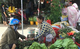 Độc đáo chợ trầu cau giữa lòng Sài Gòn