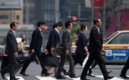 Quá thiếu lao động, Thủ tướng Abe quyết sửa luật để tuyển nhân lực nước ngoài
